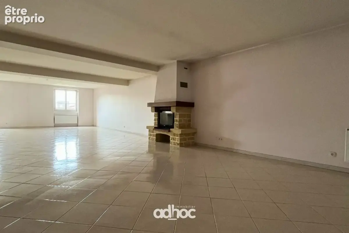 Appartement 141 m² à vendre à Jargeau (45150) - photo 2