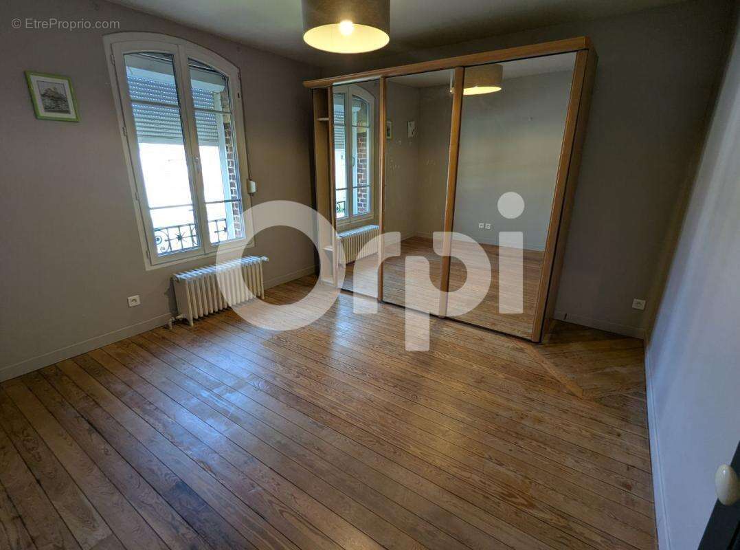 Maison renovee 139 m², 4 chambres + 1 bureau, et son jardin de 1050 m², a vendre cuise la motte (60350) - - photo 10