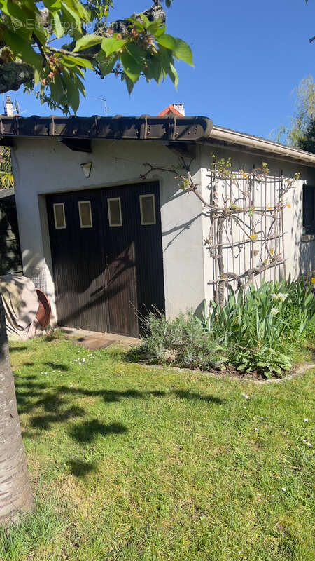 Maison à CHAMPS-SUR-MARNE