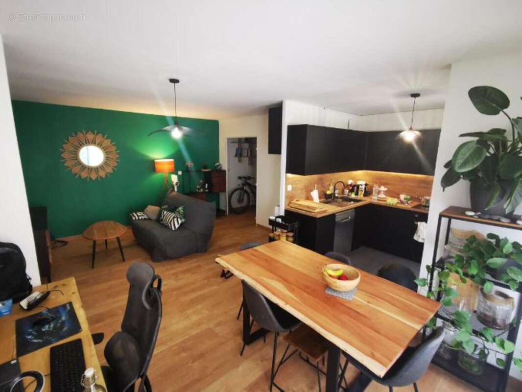 Photo 3 - Appartement à CALUIRE-ET-CUIRE