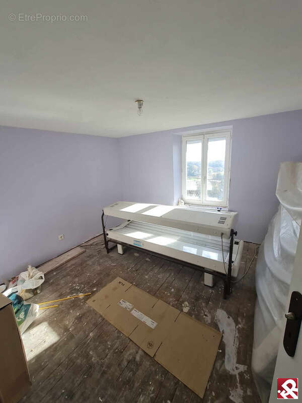 Maison à SAINTE-FEYRE