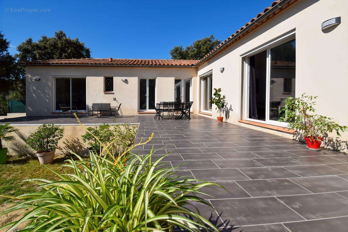 Maison à UZES
