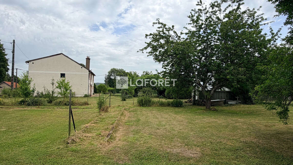 Varennes-en-argonne - 8 pièces - 176 m² - photo 17