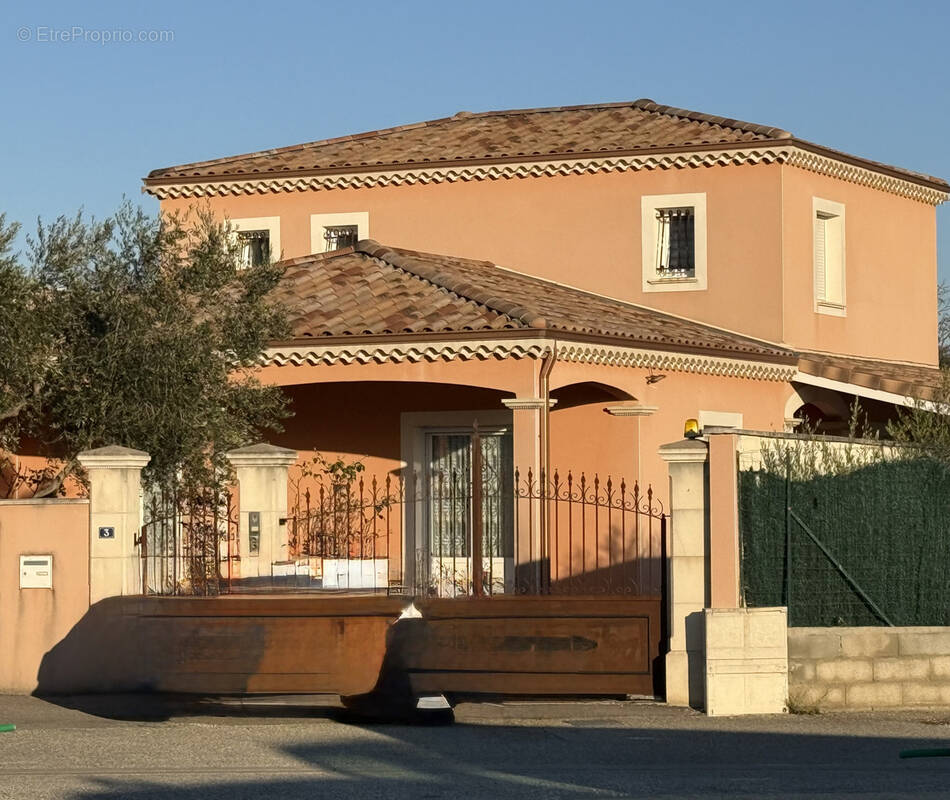 Maison à PIERRELATTE