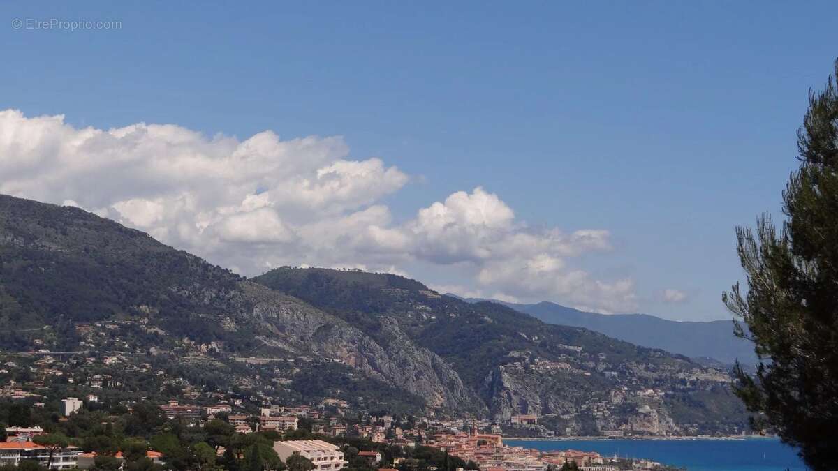 Maison à ROQUEBRUNE-CAP-MARTIN
