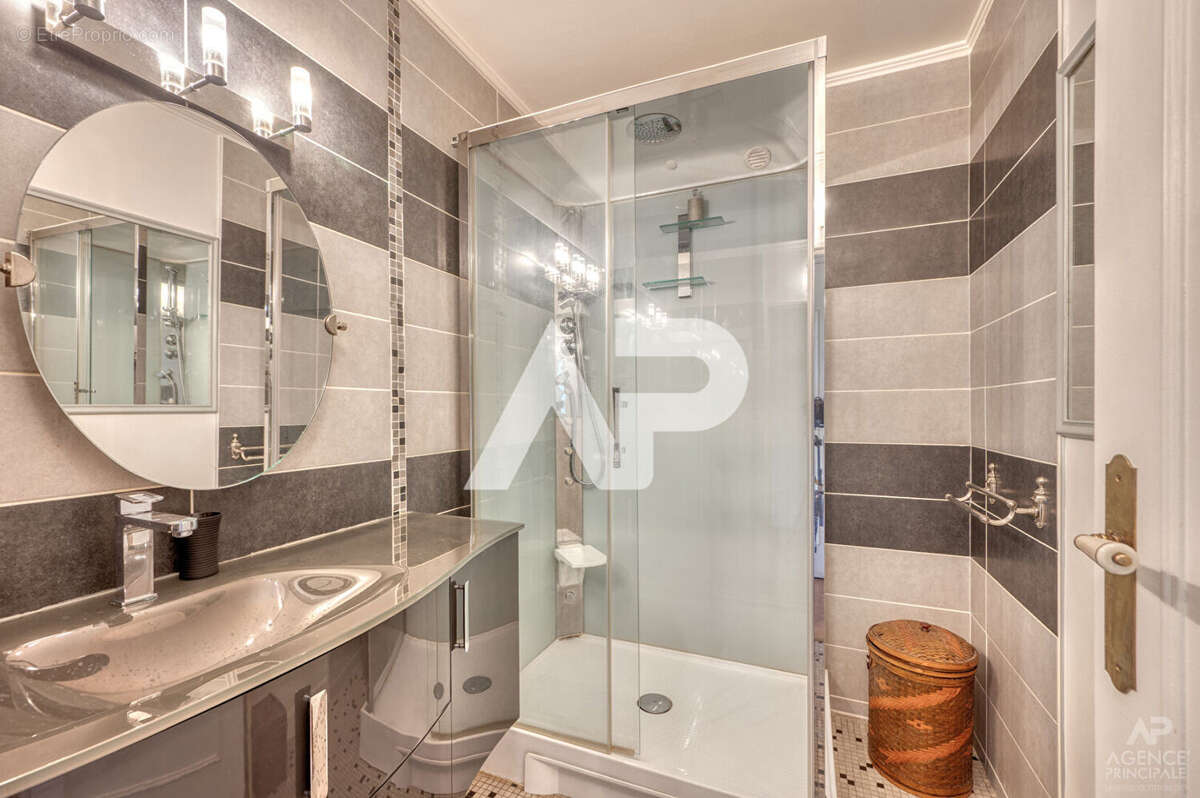 Appartement à RUEIL-MALMAISON