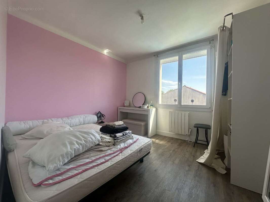 Maison de ville rénovée avec jardin et potentiel locatif  Centre de Chemillé - photo 19