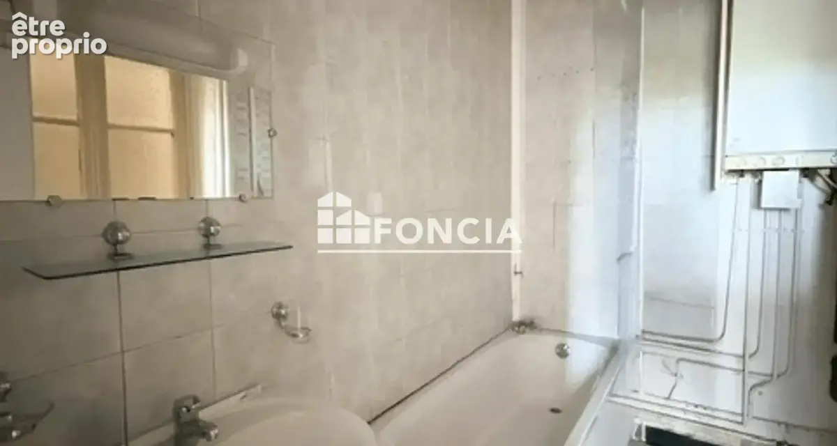CHARLEVILLE - MÉZIÈRES - Appartement 2 pièces a rénover - 51m2 - photo 10