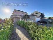 Maison à COSNES-ET-ROMAIN