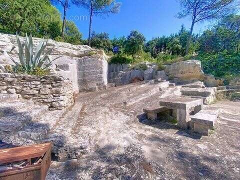Maison 125 m² à Saint-Remy-De-Provence  - photo 2