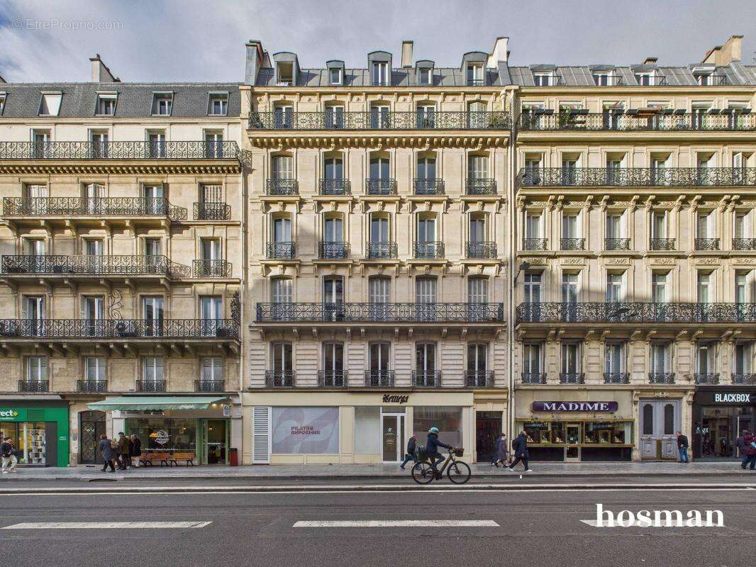 Appartement à PARIS-9E