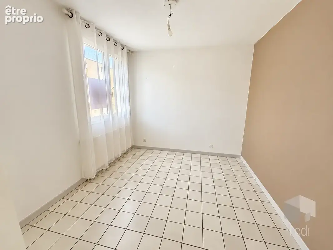 MONTÉLIMAR   Appartement de 90 m2 avec 3 à 4 chambres - photo 8