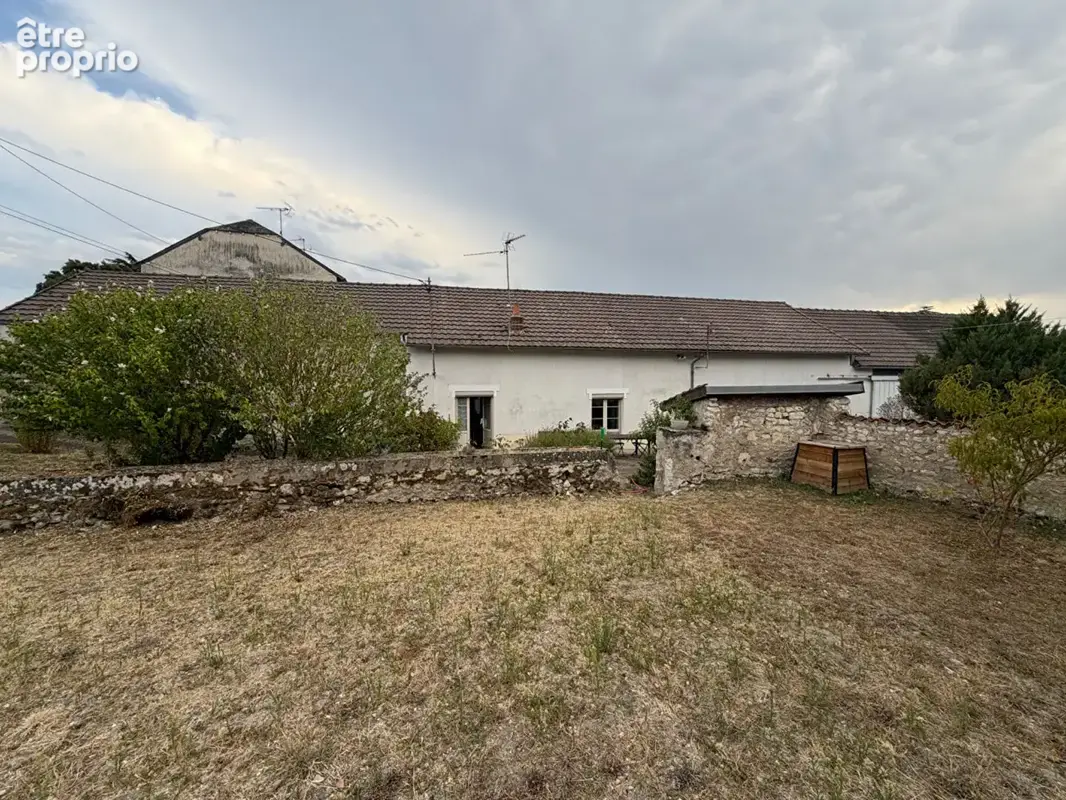 Maison 75 m² à Dange-Saint-Romain  - photo 2