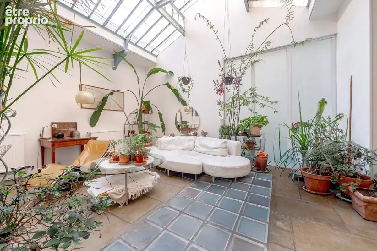 Paris 9 - loft d'exception sous verriere avec commercialite - photo 2