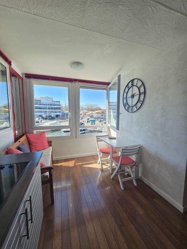 Vue Marina : T2 cabine - photo 3