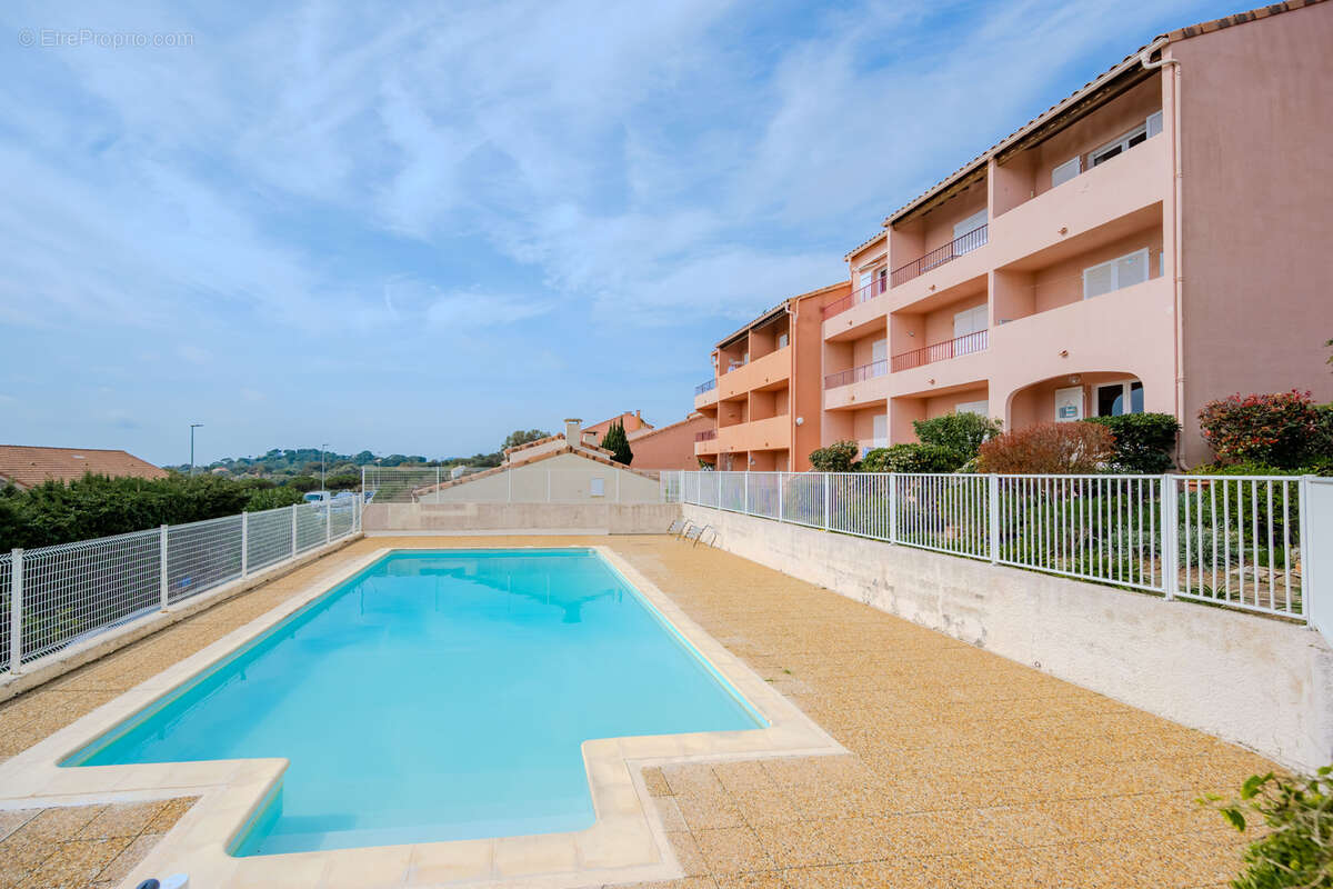 Appartement à HYERES