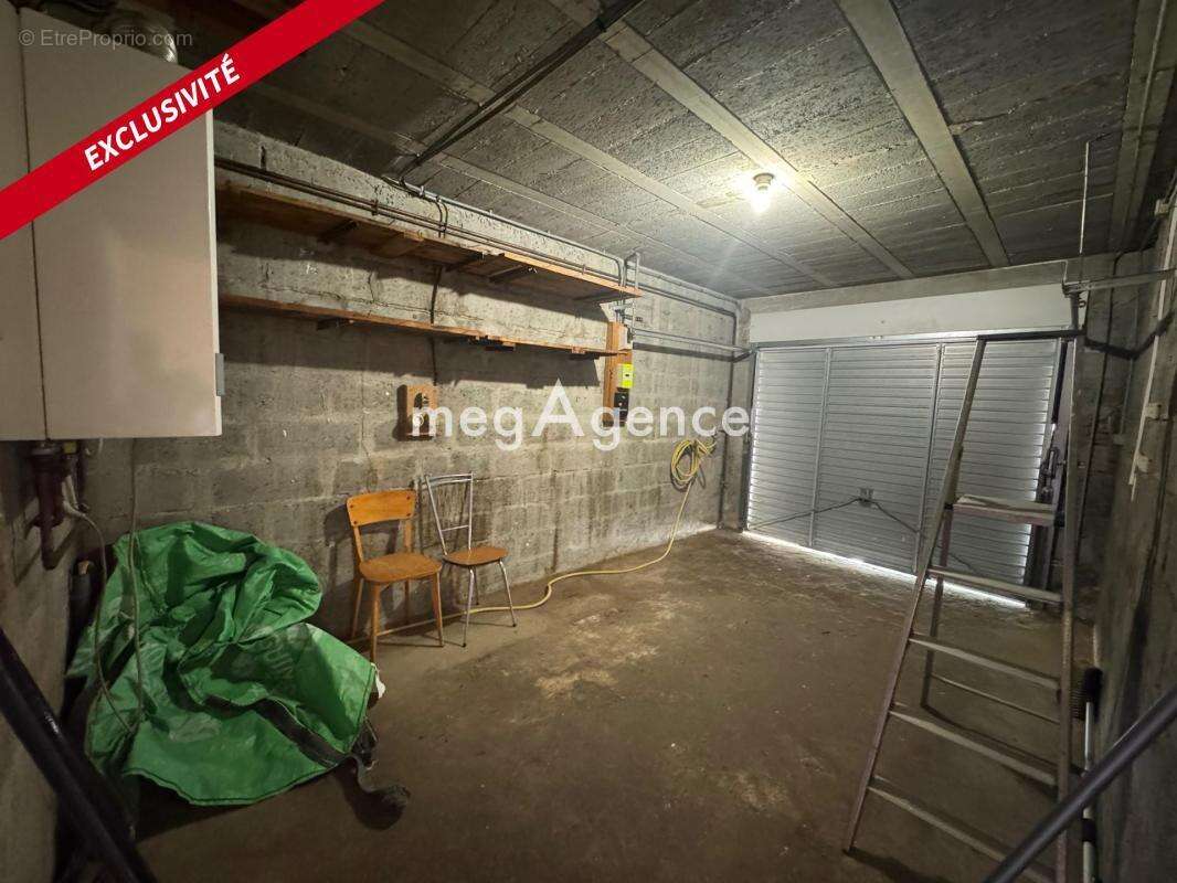 Lanester – Maison 3 chambres avec garage, jardin clos et beau potentiel - photo 15