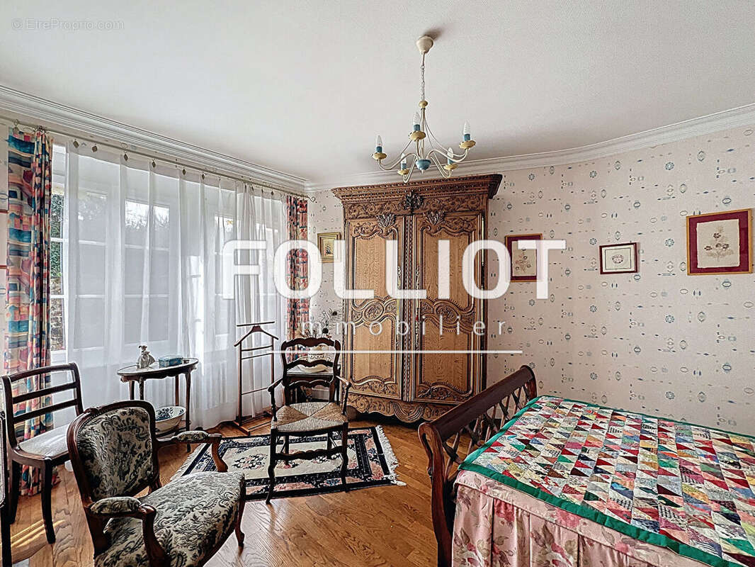 Maison en plein coeur d'Avranches 170 m2 ! - photo 8