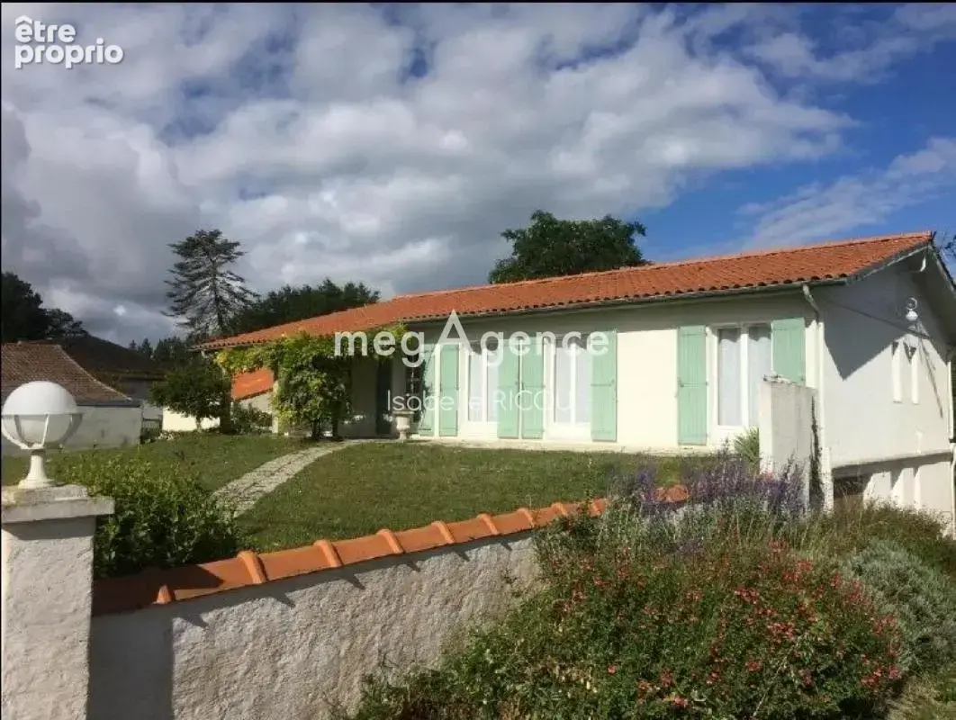 Ensemble immobilier spacieux et calme à 2 km de Marennes centre (17320) - photo 2