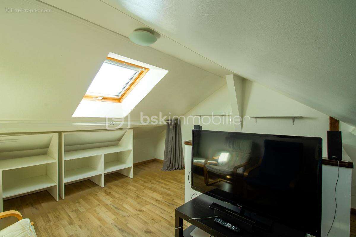 Maison à FLEURY-MEROGIS