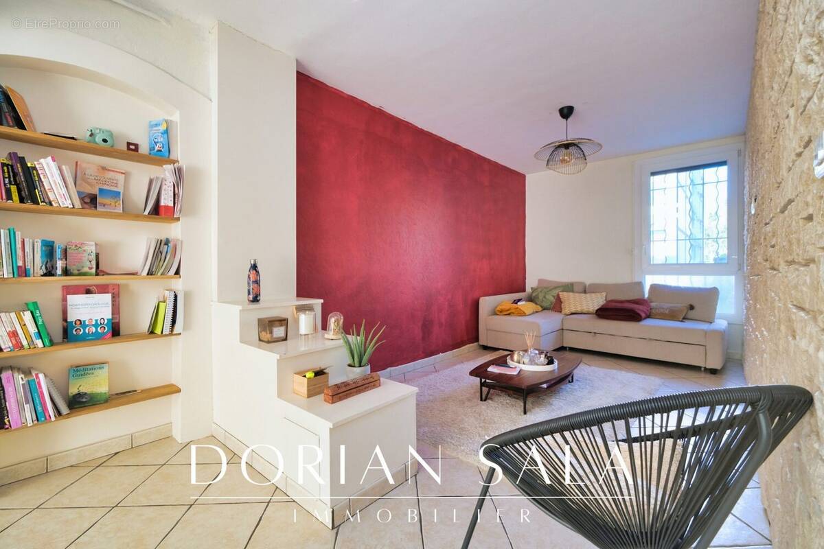 Appartement à MARSEILLE-12E
