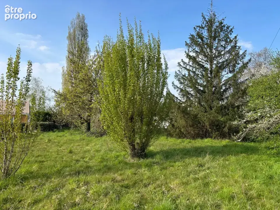 Terrain à LANTON