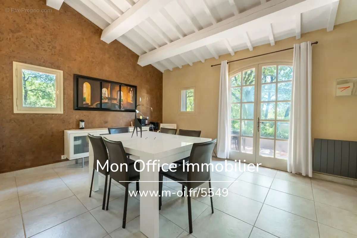 Maison à ROGNES