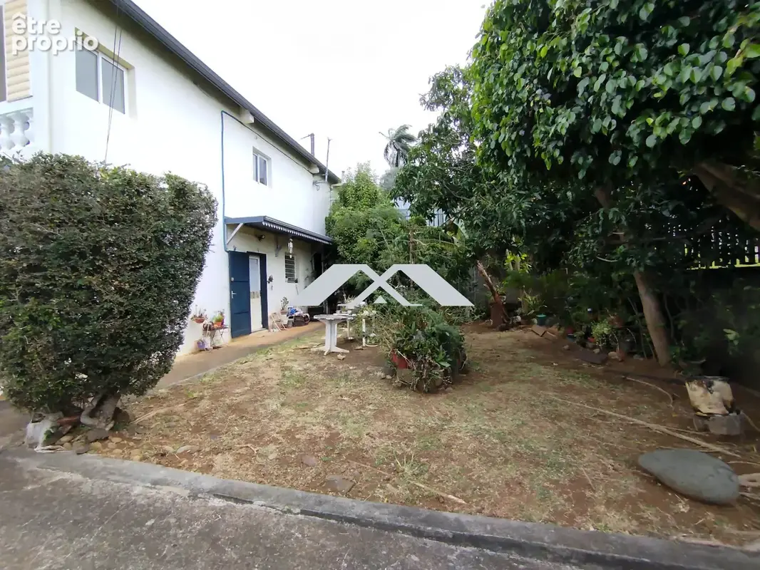 Maison 8 pièces 237 m² à vendre à Saint-Denis (97490) - photo 5