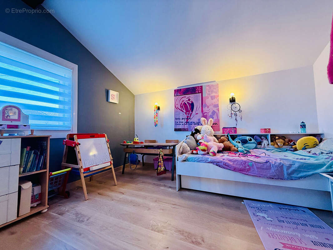 Maison familiale avec grand terrain et dépendance à Bourg-lès-Valence - photo 15