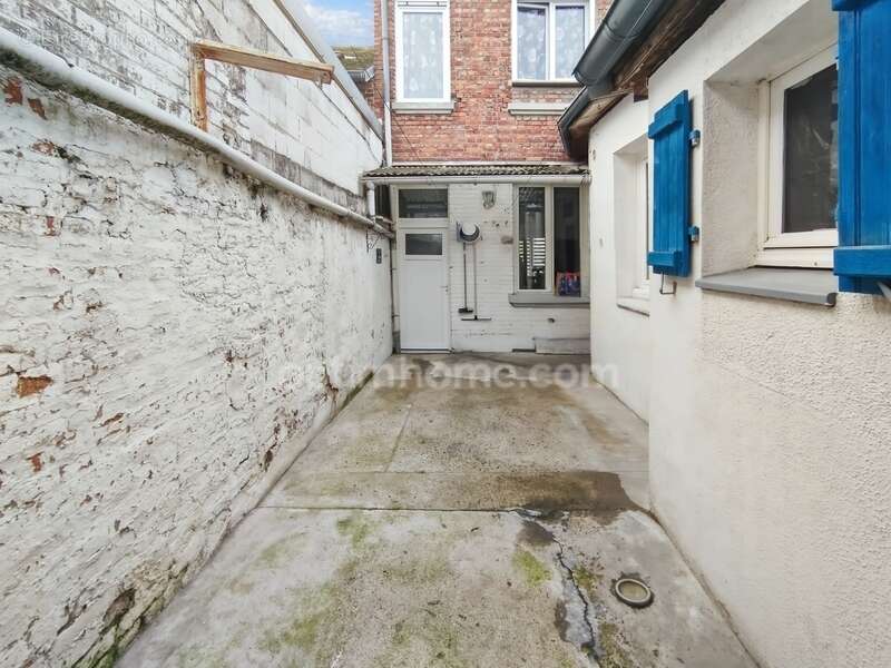 Maison à SAINT-QUENTIN