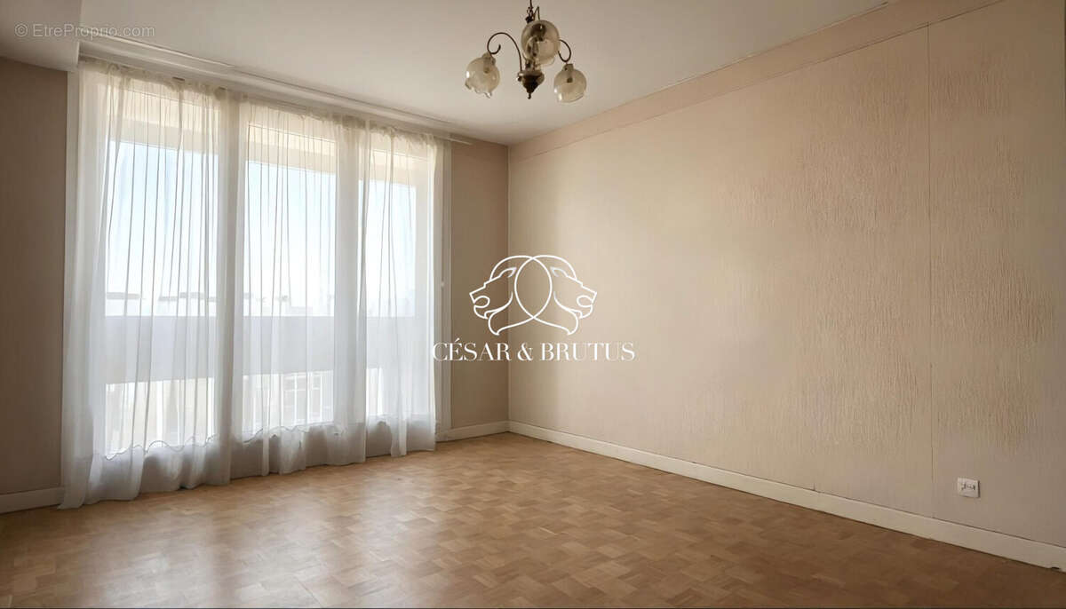 Appartement 70 m² à Villeurbanne  - photo 6