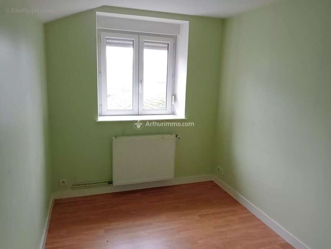 Maison à CHAMPGENETEUX