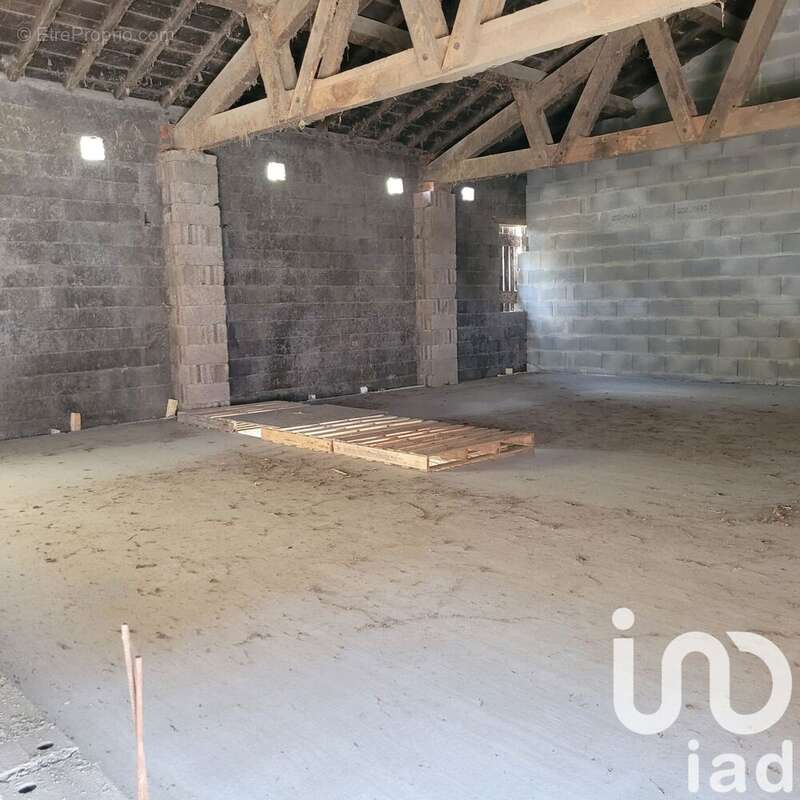 Photo 5 - Maison à SAINT-LAURENT-DE-CHAMOUSSET