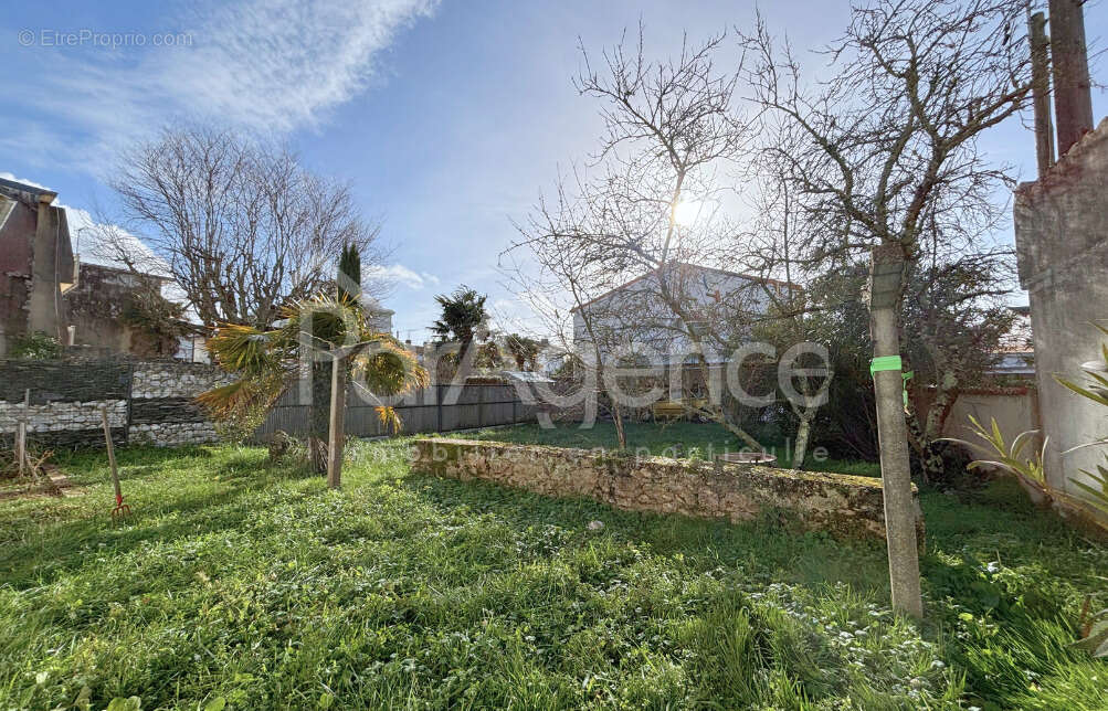 Maison   Deux appartements   Foncillon Royan - photo 19