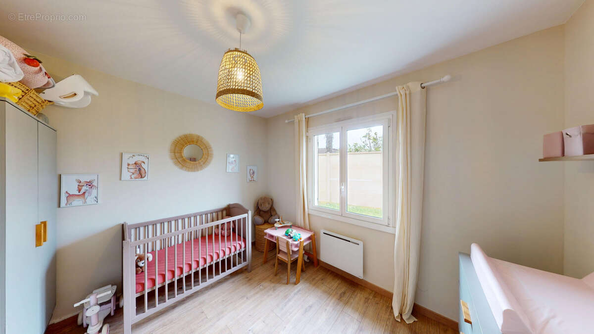 Maison à VILLENAVE-D'ORNON