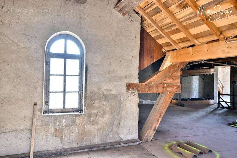 Maison à MESSIMY