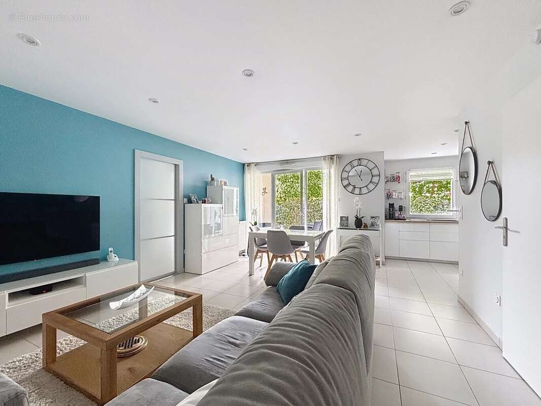 Appartement à ELANCOURT