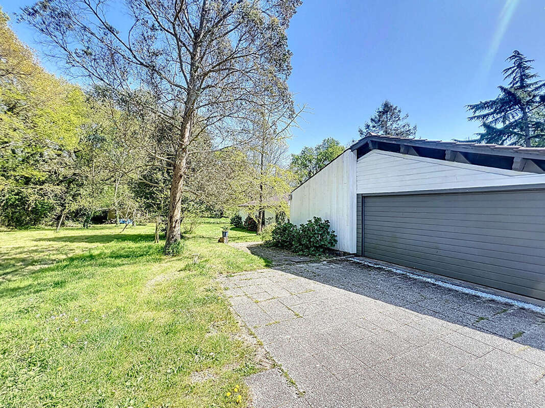 Maison à VENANSAULT