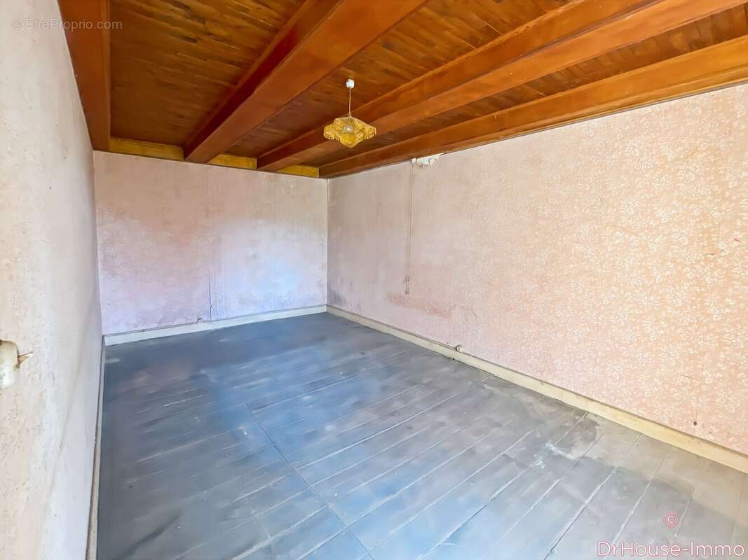 Maison 110 m² à Brivezac  - photo 8