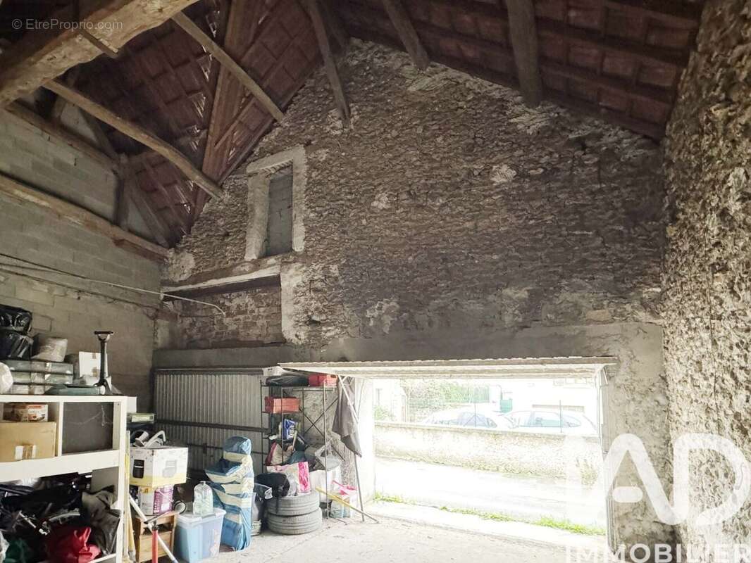 Photo 3 - Parking à SOIGNOLLES-EN-BRIE