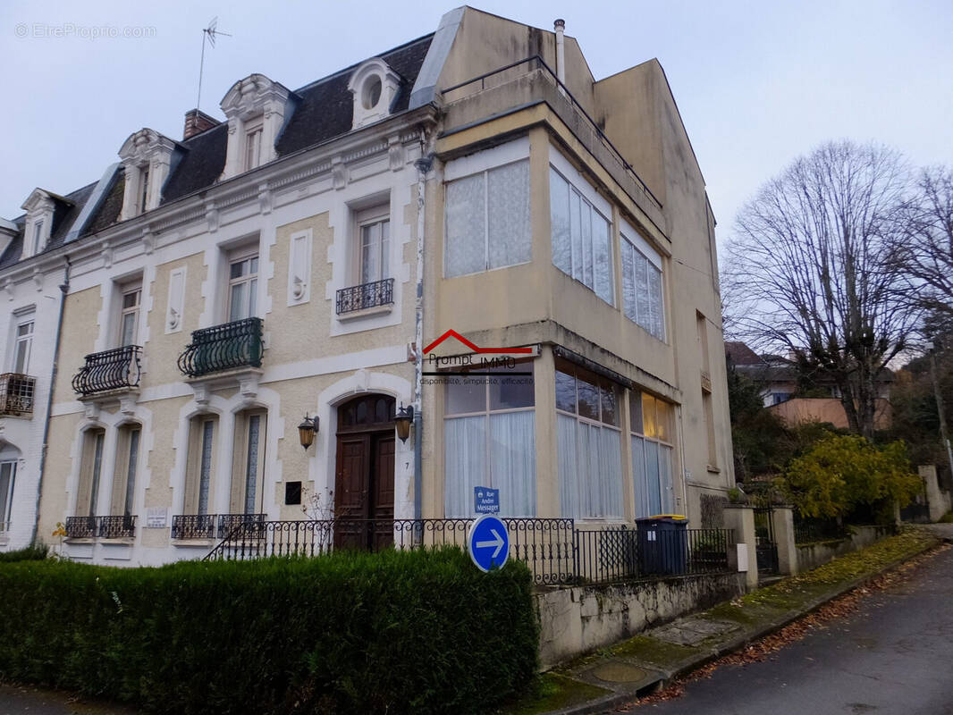 Appartement à NERIS-LES-BAINS