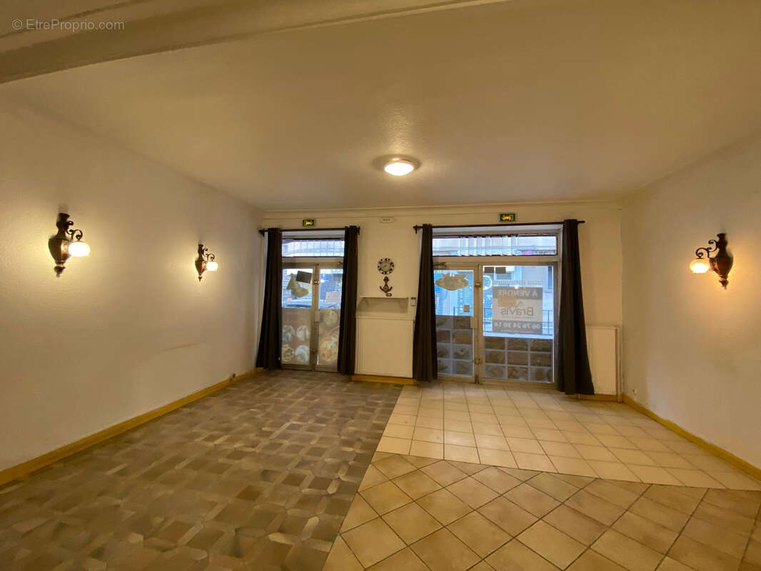 Local commercial à vendre   Rue de Strasbourg, Grenoble - photo 4