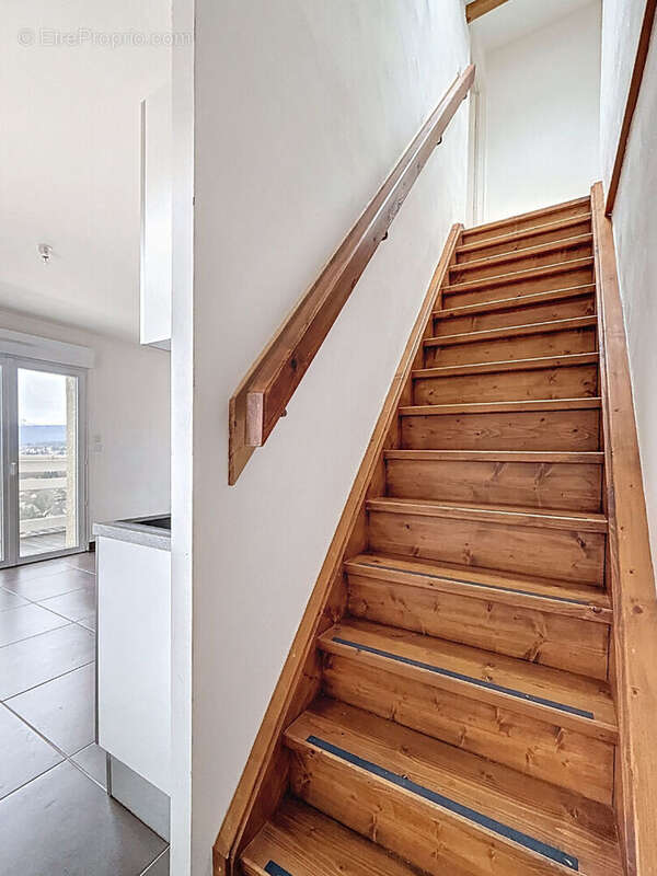 Appartement à POISY