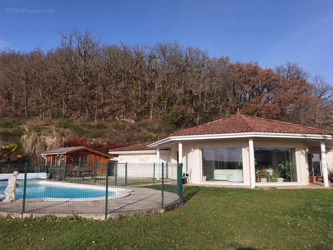 Maison à SAINTE-JULIETTE