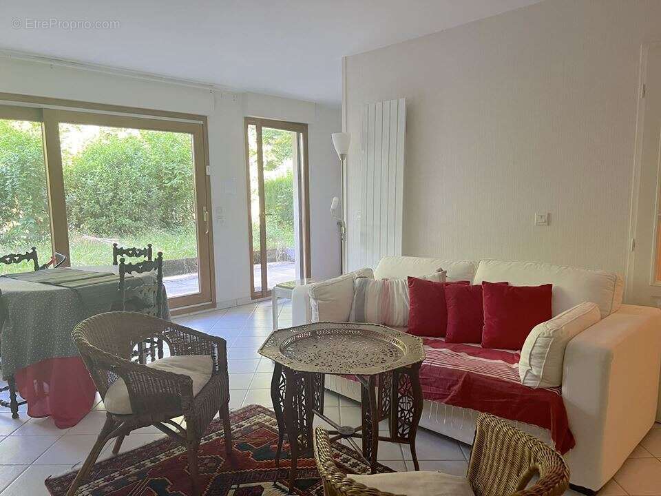 Appartement à MENTHON-SAINT-BERNARD