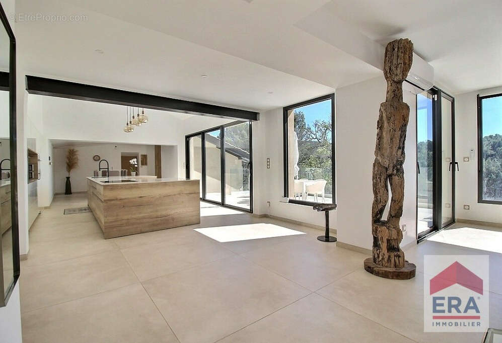 Maison à MALEMORT-DU-COMTAT