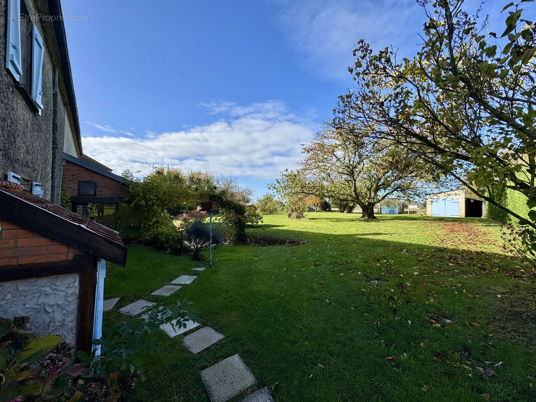 Maison à COULOMMIERS