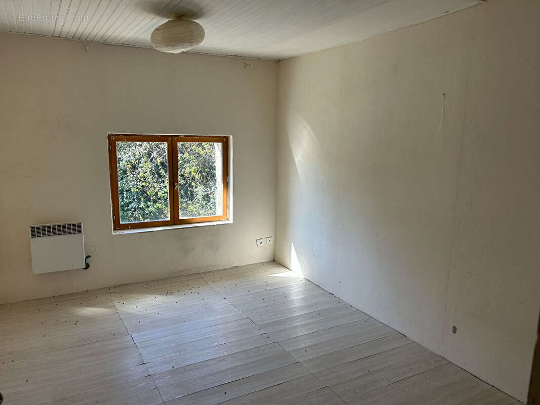 Maison Paslieres 4 pièce(s) 94 m2 - photo 9
