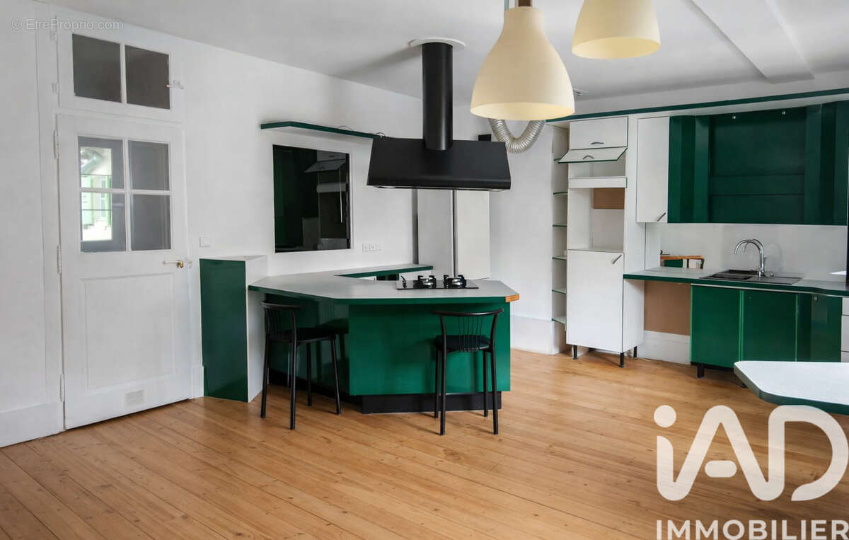Photo 3 - Appartement à LONS-LE-SAUNIER