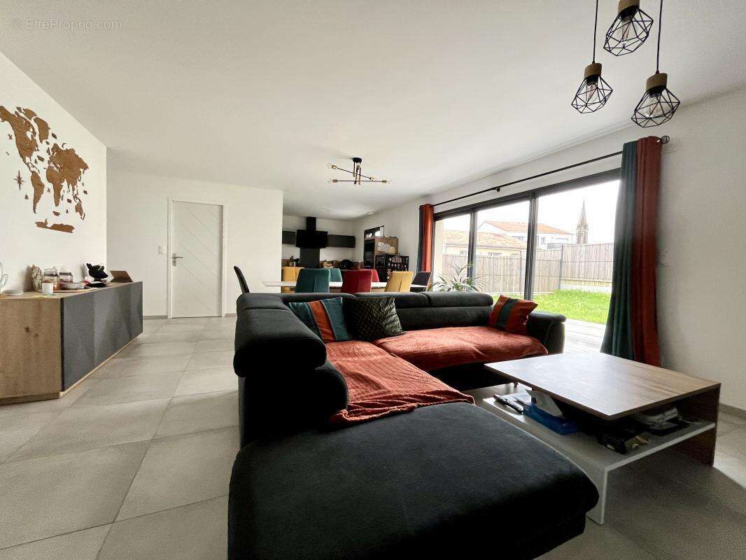 Maison à LA CHEVROLIERE